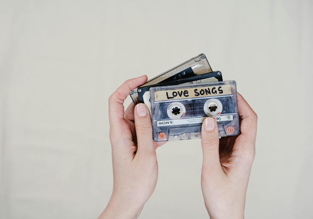 How to Convert Audio to a Different Format — Clideo