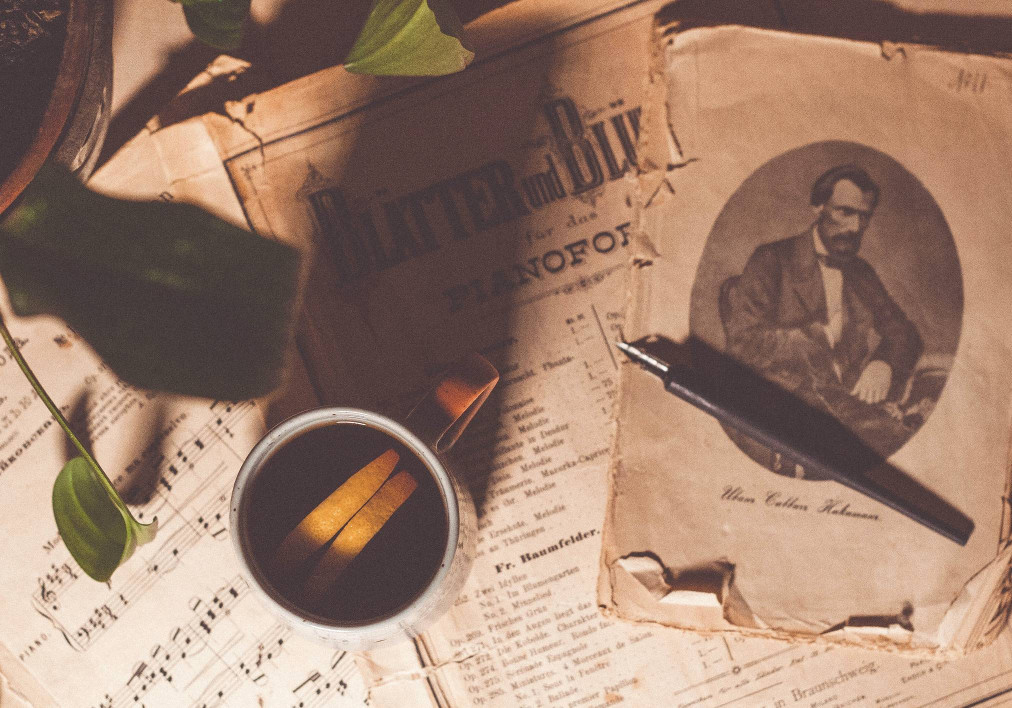 How to Make a Video Look Vintage — Clideo