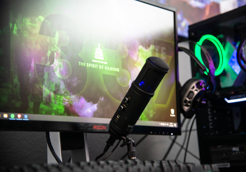 7 Best Streaming Platforms — Clideo